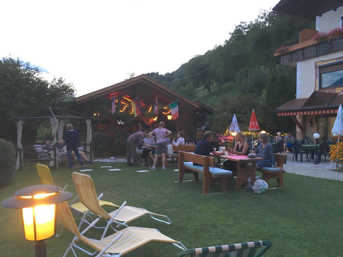 B&B Pension Karlsdorfer Hof سيبودن المظهر الخارجي الصورة